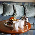 Park Hotel *