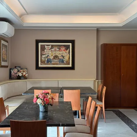 酒店 Park 萨尔扎纳