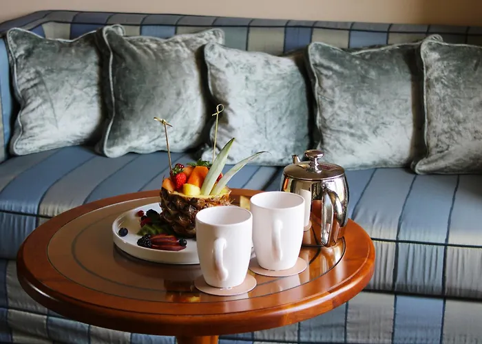 Park Hotel *